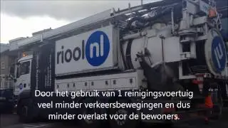 Vet in gemeente riool