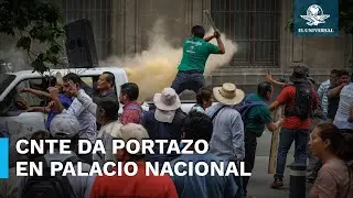 CNTE rompe vidrios de puerta de Palacio Nacional tras la reunión con AMLO