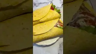 Цезарь ролл #рецепт #рекомендации #новыйрецепт идея для перекуса , курица , мексиканские лепешки 🥰
