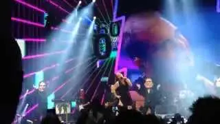 Robbie Williams - Radio ( Live in Madrid ) - 25.03.2015