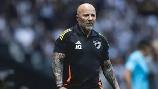 Jorge Sampaoli precisa ser mais cobrado pelos desempenhos ruins