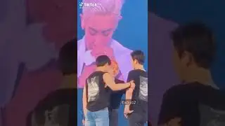 EXO crying | EXO chanyeol crying | oh sehun giving hug #trending #exoedits #shorts