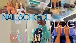 GRWM + 1ST DAY OF COSMETOLOGY SCHOOL💕 * nail tech edition 💅 school tour & nail kit *