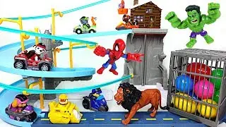 Friends got caught in Paw Patrol Mountain Rescue Track! Go! Marvel Hulk, Spider Man! - DuDuPopTOY