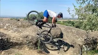 Enduro MTB Hardtail Adry Biel.
