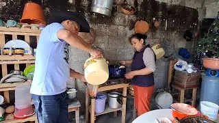Capeando chayoteste y enchilando daremos una buena  comida 