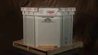 220 gallon EZ-BULK liquid bulk container system with 2