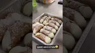 Cannoli siciliani... vanno a ruba!