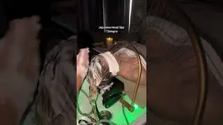 Japanese Head Spa&rdquo; &egrave; un trattamento rilassante per il cuoio capelluto che stimola la circolazione.