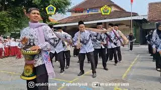 UPACARA PERINGATAN HARI GURU NASIONAL & HUT PGRI KE 79, DI UPT SD NEGERI 57 GRESIK