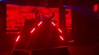 BARDZ live - Illenium &ldquo;Crawl Outta Love&rdquo; / Glitch Mob Remix