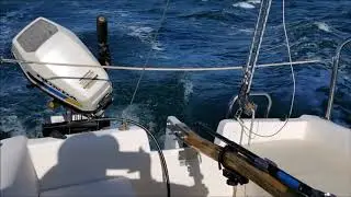 Cruising at 8 Knots on my Capri 22