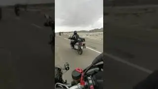 Zongshen Rx3 250 VS BMW F800 (140Kmph) Enroute Gawadar, Balochistan