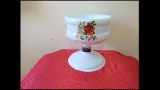 Fruteira com galão de água