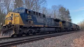 CSX M426/16 passes CP61 with Screamer #476, #5500, and GP40 #6245