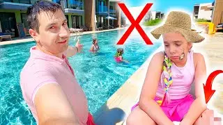 👧🏻 MARA se RĂNEȘTE la GENUNCHI 🦵 NU mai Poate Intra în PISCINĂ sau MARE  🌊