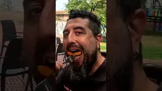 &iexcl;Patatas, refresco y ambiente festivo en la Plaza Santana! 🥳 Loeches 2025 🍟