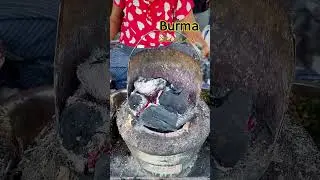 Burmese Pancake မူလလက်ဟောင်း သိမ်းသန်းဦးဘိန်းမုန့်#ဘိန်းမုန့် #burmesepancake #burmastories