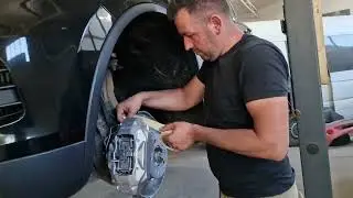 &Icirc;n ce culoare am vopsit etrierii la Touareg ?