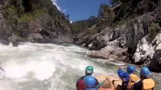 Wilderness Medicine Skills Course Rafting.