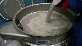 SWECO Round Separator Screening Concrete and Silica From a Pulp Fiber Slurry