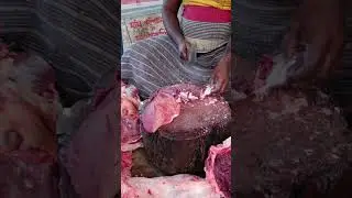 Excellent big ox meat and bone cutting skills #beefmeat #streetfood #meatmarket 