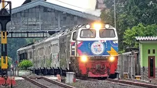 BANYAK KERETA!! NGABUBURIT SAMBIL NONTON KERETA API DI STASIUN SIDOARJO