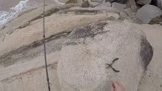 ESSE LUGAR É INCRÍVEL - PESCA DE PRAIA NA CURVA DA JUREMA - TEM MUITO PEIXE AQUI - VITÓRIA - ES