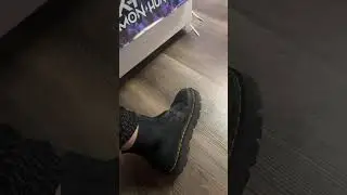 Dr MARTENS boots  / omg I love them‼️‼️‼️‼️‼️