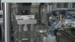 Handling f&uuml;r Stanzautomat