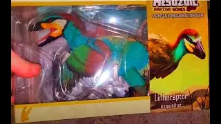 Unboxing the AMAZING Beasts of the Mesozoic linheraptor!
