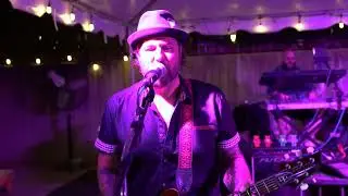 Deadbeat Barry & The Wreckage - Peace Frog