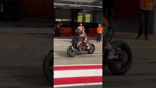 Dani Pedrosa on KTM 1390 Super Duke 🔥🏁