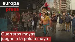 Guerreros mayas juegan a la pelota maya en el Bernabéu para promocionar Cancún