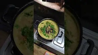 Aaj Maine Ghar Mein Banaya School Wali Kadhi😋#shortvideo #minivlog #trending #viral #cooking #kadhi