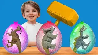 Kids turn toys into DINOSAURS! Adventures with ICE EGGS &ndash; Dinosaur Names