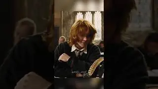 Even HERMIONE Couldn&rsquo;t Handle THIS Look ❤️🫣 | #romione #harrypotteredits #shorts #ronweasley #look