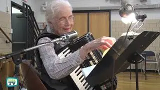 Country & Old-Time Accordion Music at LenoxCC 11-7-2018 -- ParkTV15
