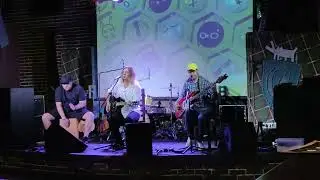 Please Wait... - Vertela na X | 08.08.2025 Glastonberry #guitar #concert #rock