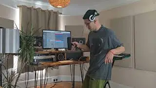 Mind, Sam Welch - Ghost In My Stereo (Studio Sessions #2)