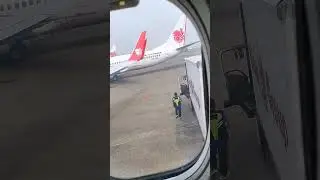 DETIK-DETIK NAIK PESAWAT ✈✈✈||BAGASI PRIORITAS|PETUGAS SIAP MENGAWAL
