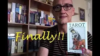 Finally!! I have the English version of the Tarot of A E  Waite!