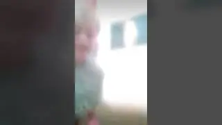Когда ждёшь маму после собрания