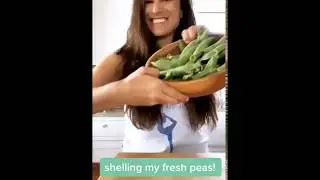 Shelling English Peas