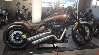 BTC - BT Choppers Harley Davidson Dealer Showroom Floor