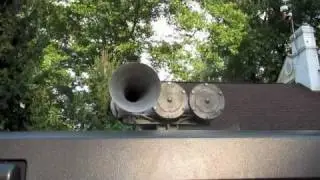 Nathan Airchime K3HA Train Horns Mobile Air Equipment Setup on Jeep Wrangler