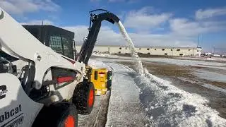 7100 Snow Blower with truck loading spout