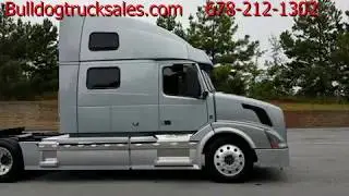 2012 Volvo VNL 780