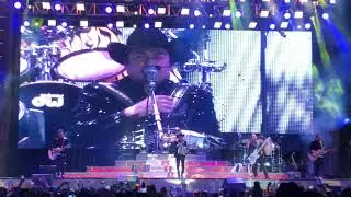 Los Tigres del Norte en la Feria Internacional Ganadera de Querétaro (1 de Diciembre 2018)