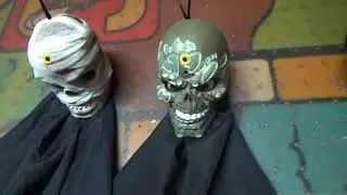 Gemmy Halloween Animated Hang Ups: Zombie Skull & Mummy
